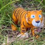 Little Friends Tiger - Image 3